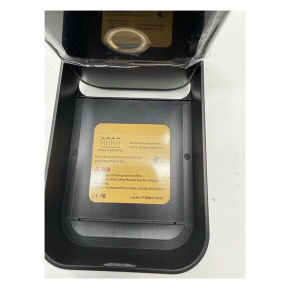 Smart Digital Wireless Lock Box App-Controlled Key Storage w Fingerprint BT Key - Picture 10 of 16